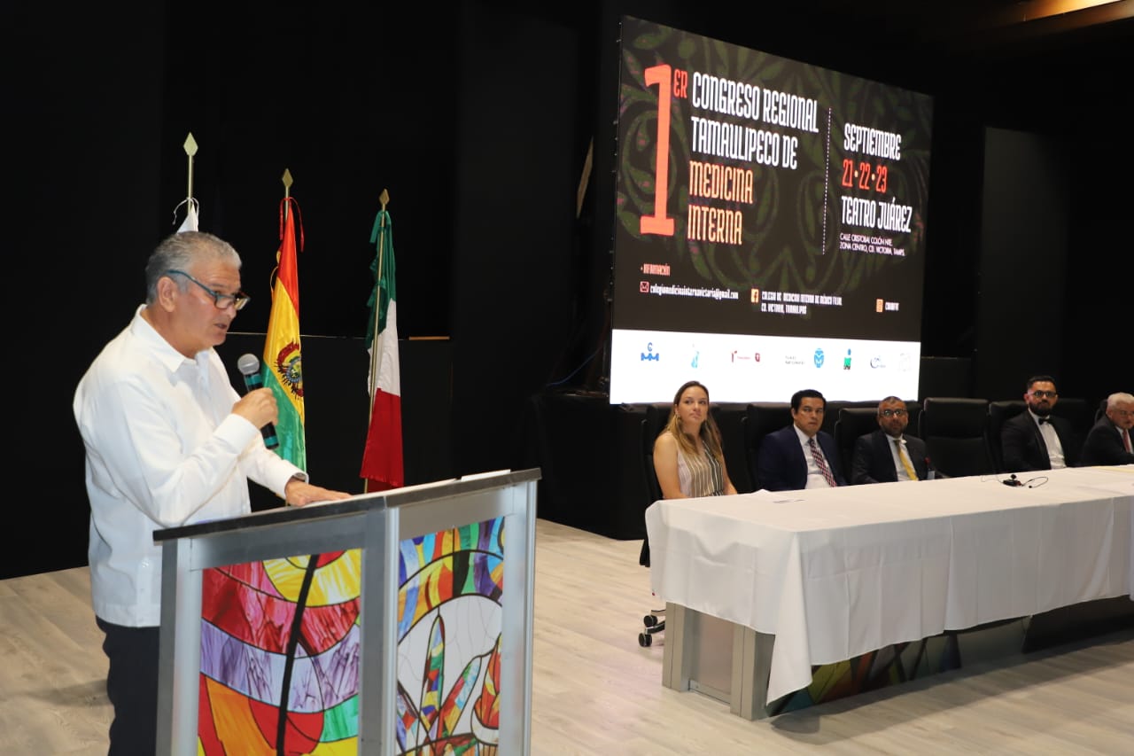 Inaugura Secretario de Salud “Congreso Regional de Medicina Interna”