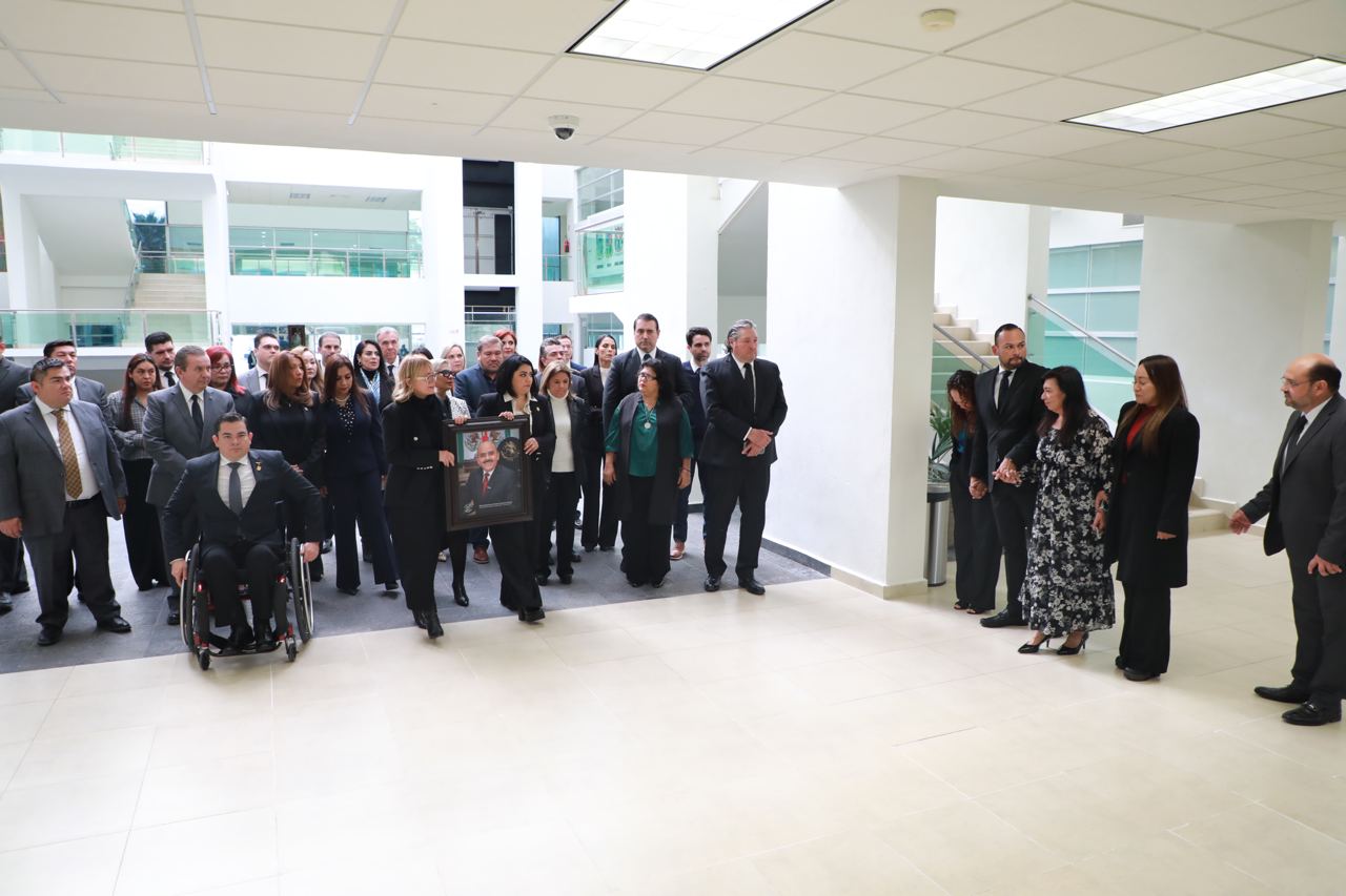 Rindió Congreso homenaje póstumo al Diputado Juan Ovidio García García, “Tu voz Manda”