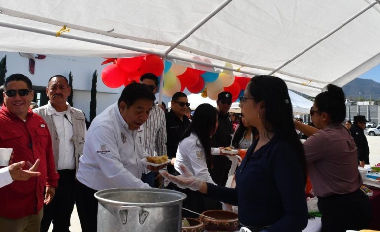 Con tamaliza y convivencia celebra SSPT Día de la Candelaria