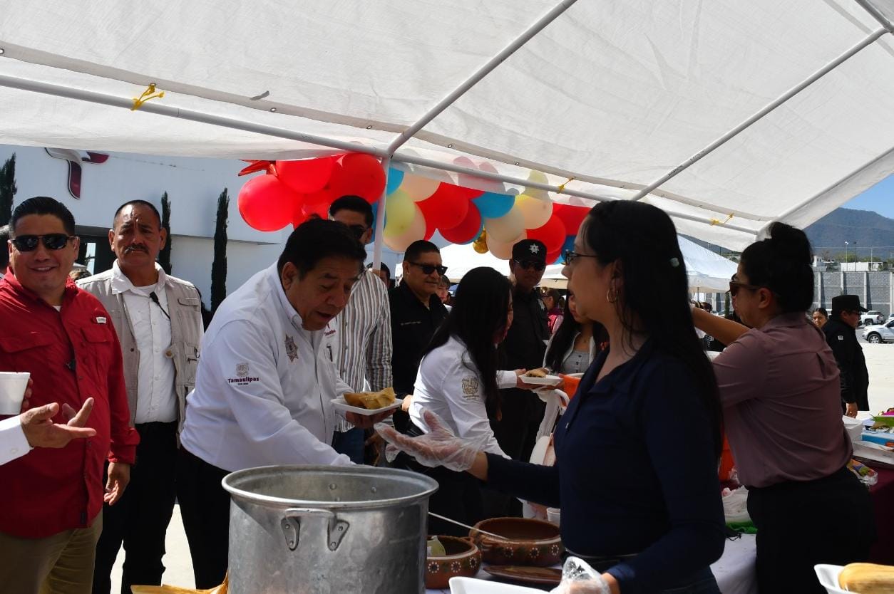 Con tamaliza y convivencia celebra SSPT Día de la Candelaria