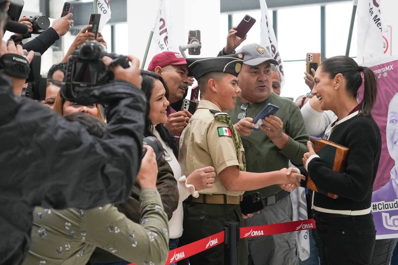 CON MUCHA ALEGRÍA RECIBEN SIMPATIZANTES A CLAUDIA SHEINBAUM EN TAMAULIPAS