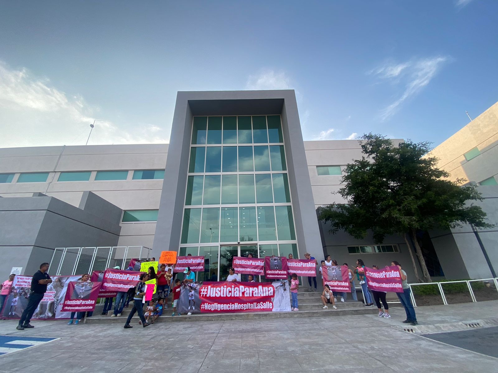 Familiares de Ana Paola exigen justicia