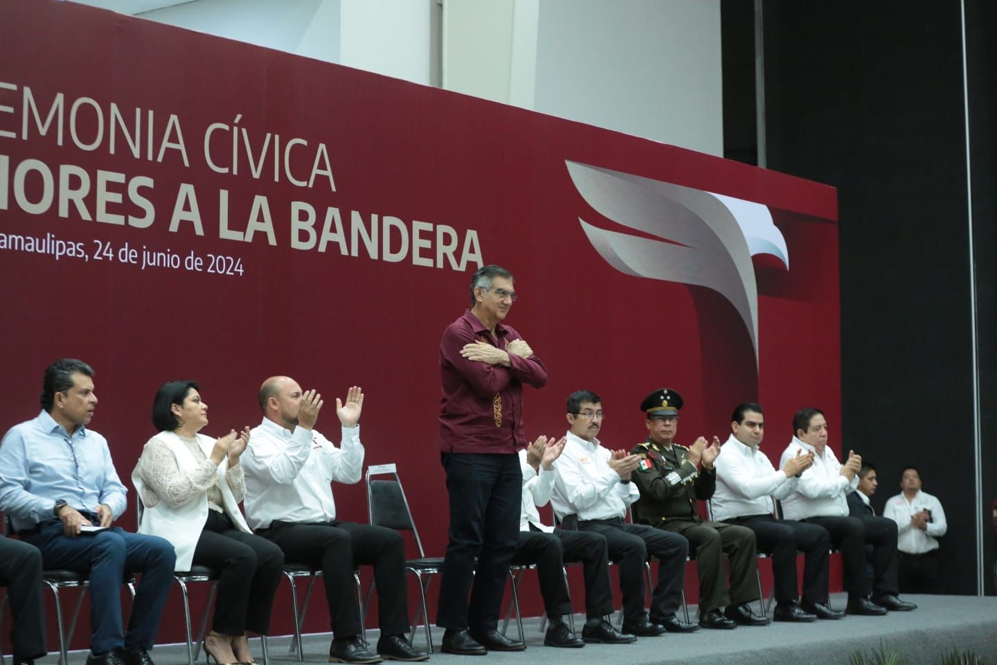 Llama Américo a trabajar en unidad y a cuidar el agua