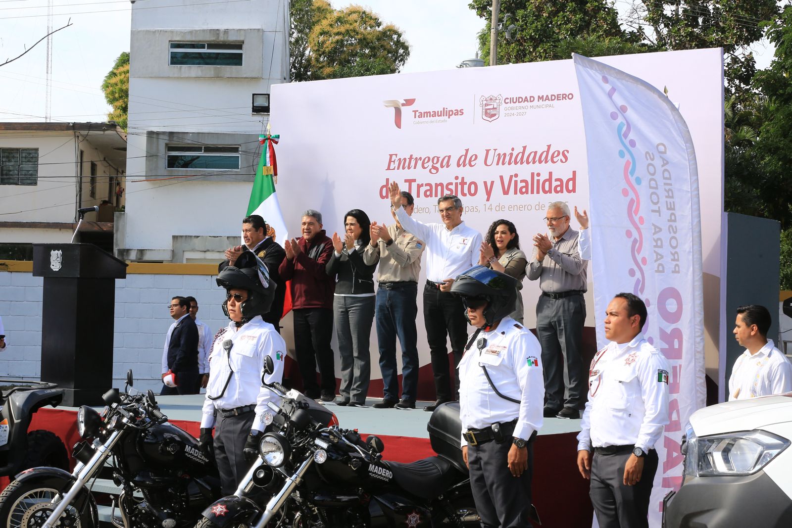 Inaugura Américo Museo de Geología y entrega parque vehicular a Tránsito en Ciudad Madero