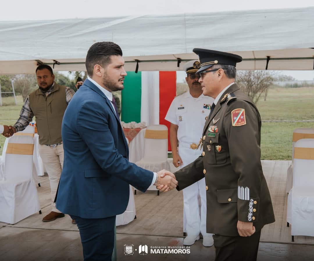 Asiste el alcalde Alberto Granados a la toma de posesión del General Brigadier Luis Victoria Corte como nuevo comandante de la Guarnición Militar en Matamoros