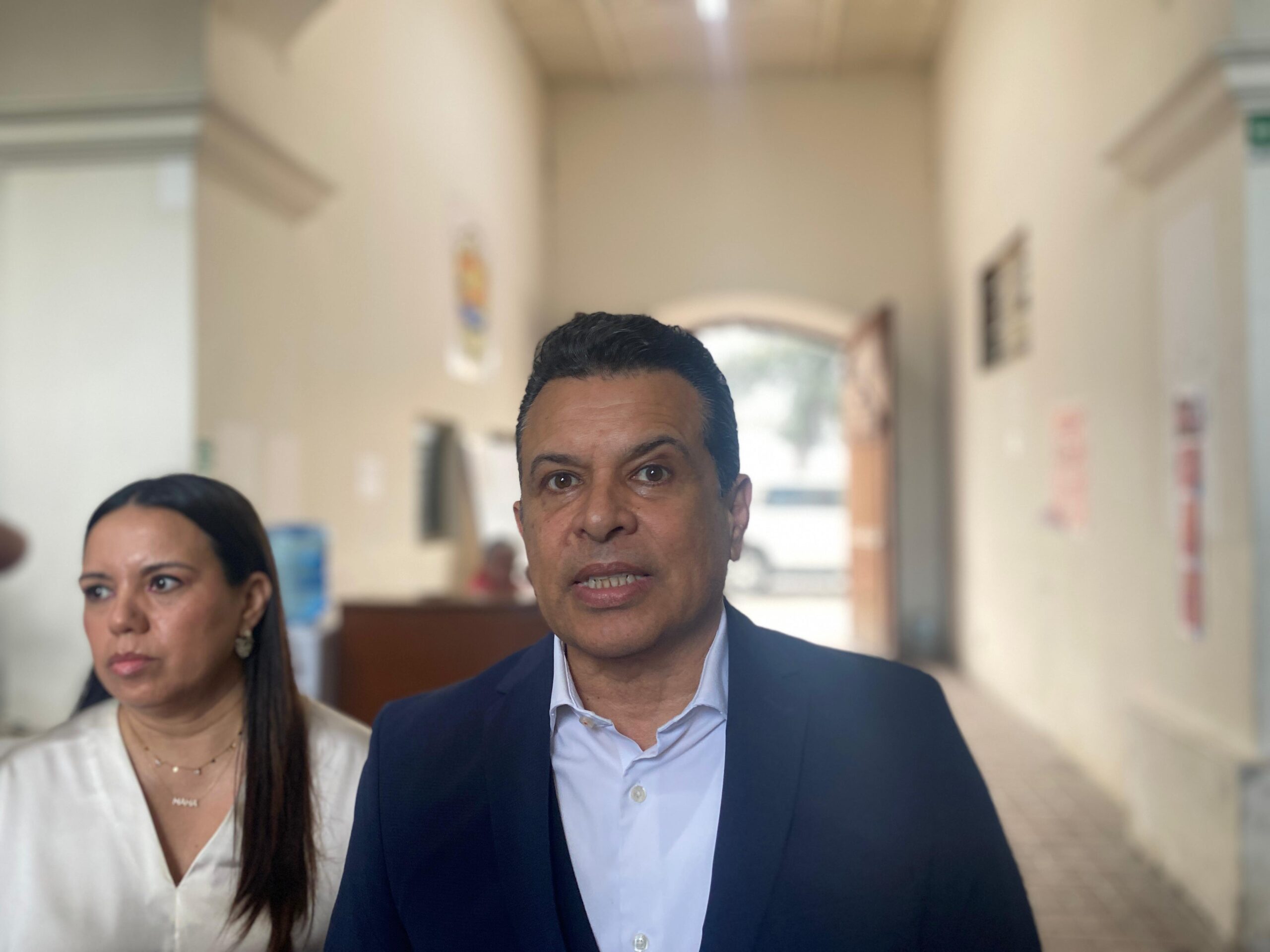 Anuncian posible inversión de Walmart y mejoras en infraestructura vial en Ciudad Victoria