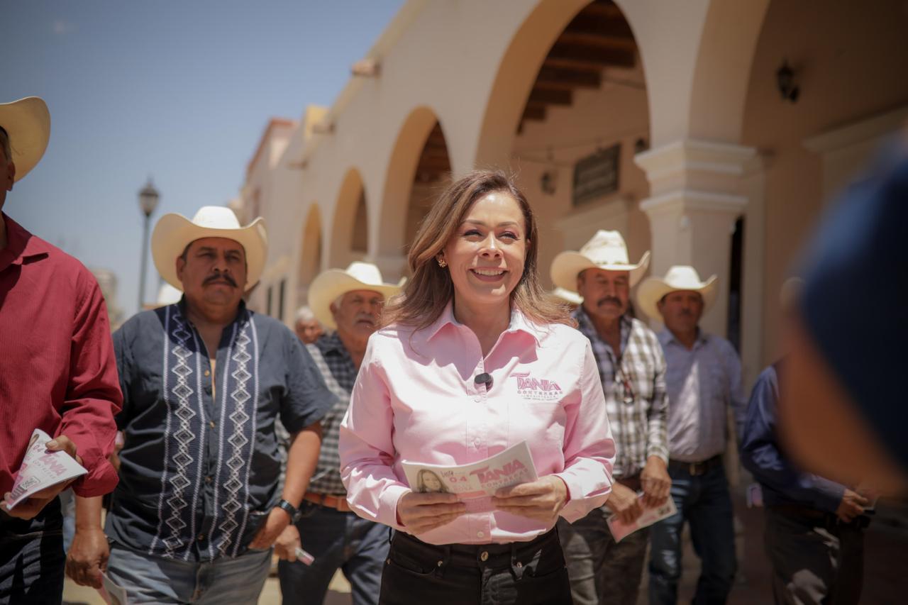 Tania Contreras recorre Tula y Jaumave para promover elección judicial histórica