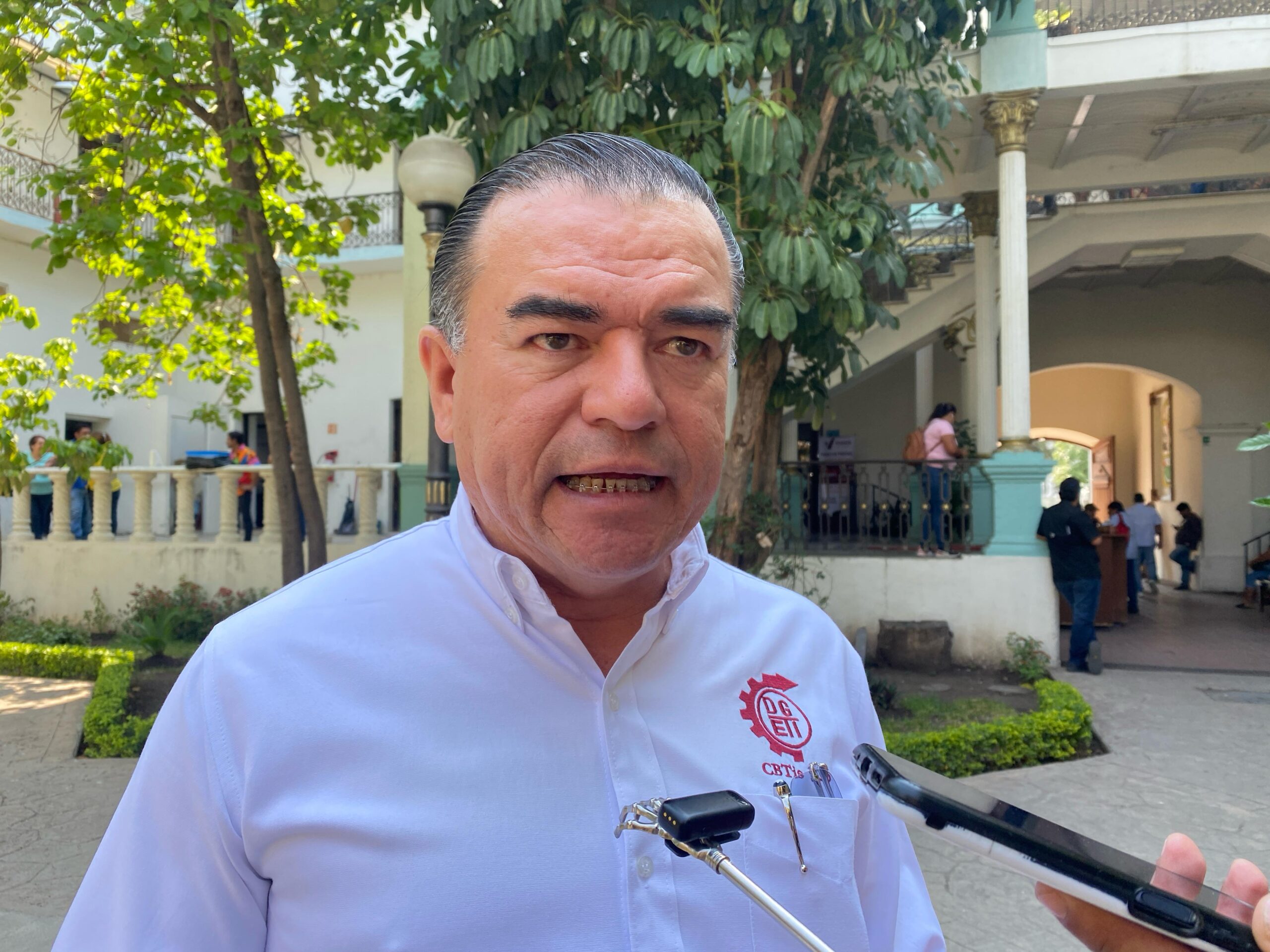 Preocupa deserción escolar tras el bachillerato: uno de cada cinco jóvenes no continúa estudios