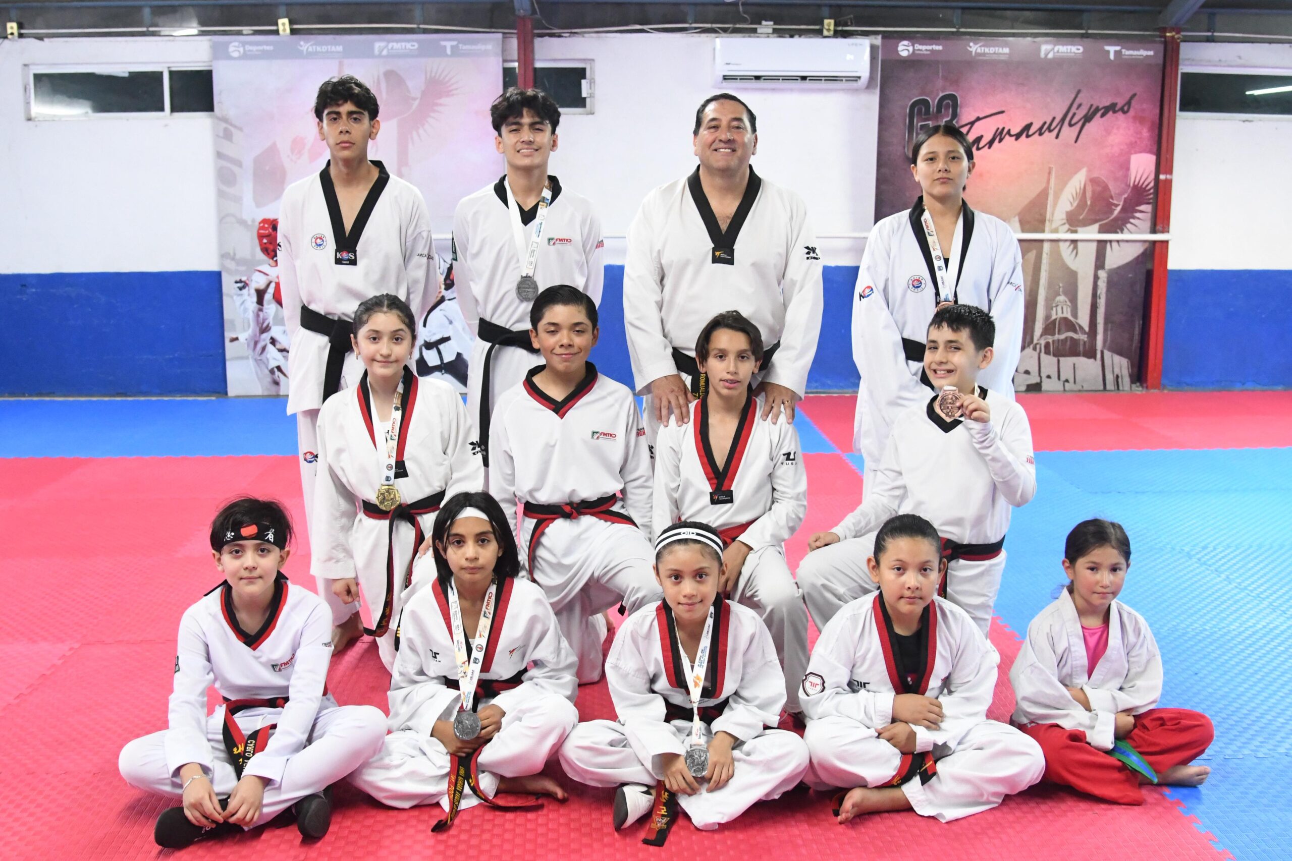 Alumnos del Gimnasio 11 Mina figuran en el podio