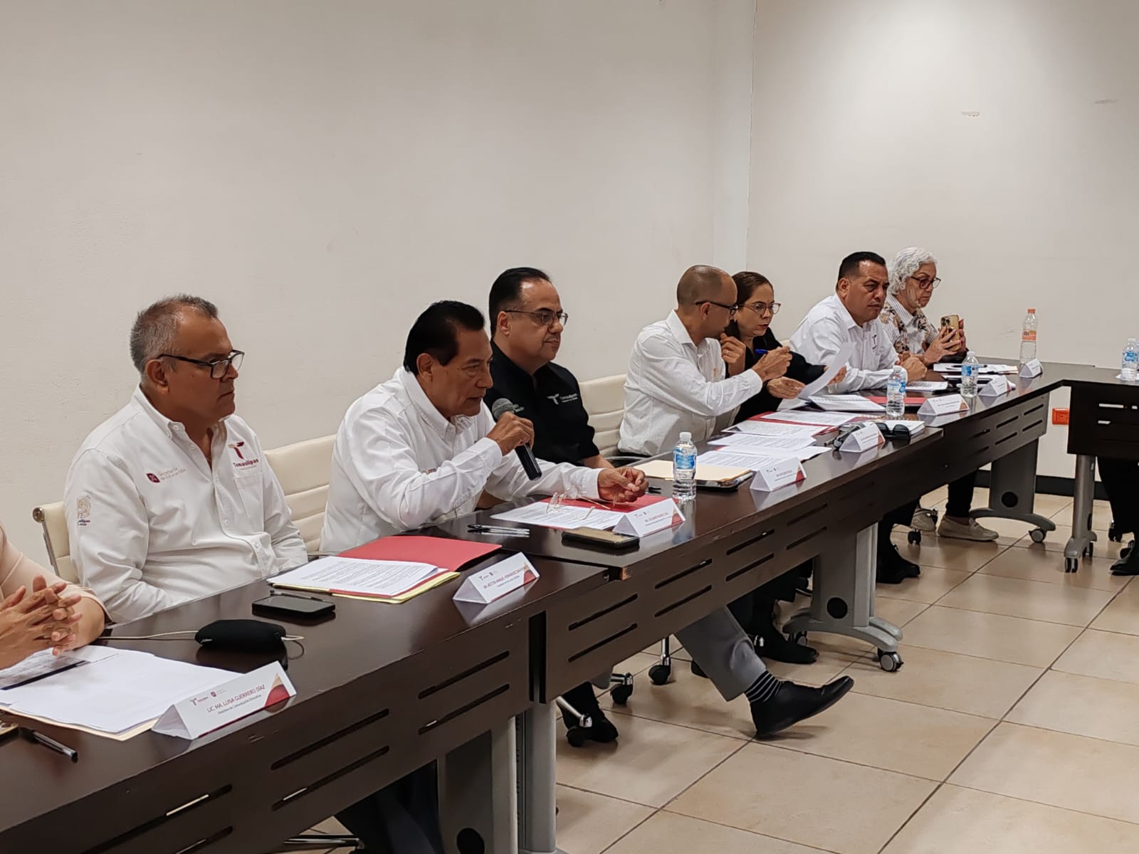 Afina SET estrategia de absorción en educación media superior