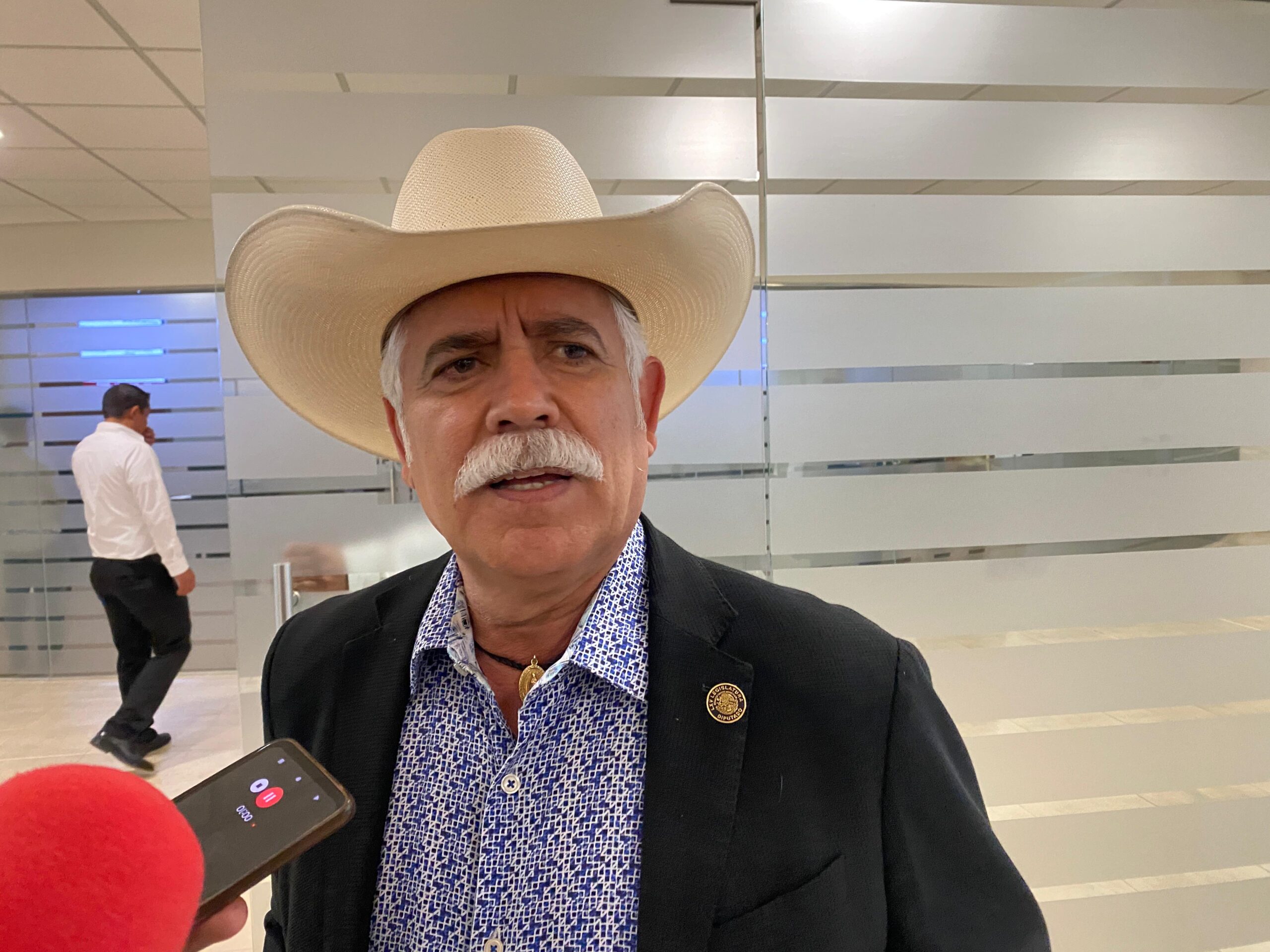 Importación de azúcar afecta a cañeros mexicanos, advierte el diputado Vicente Verástegui