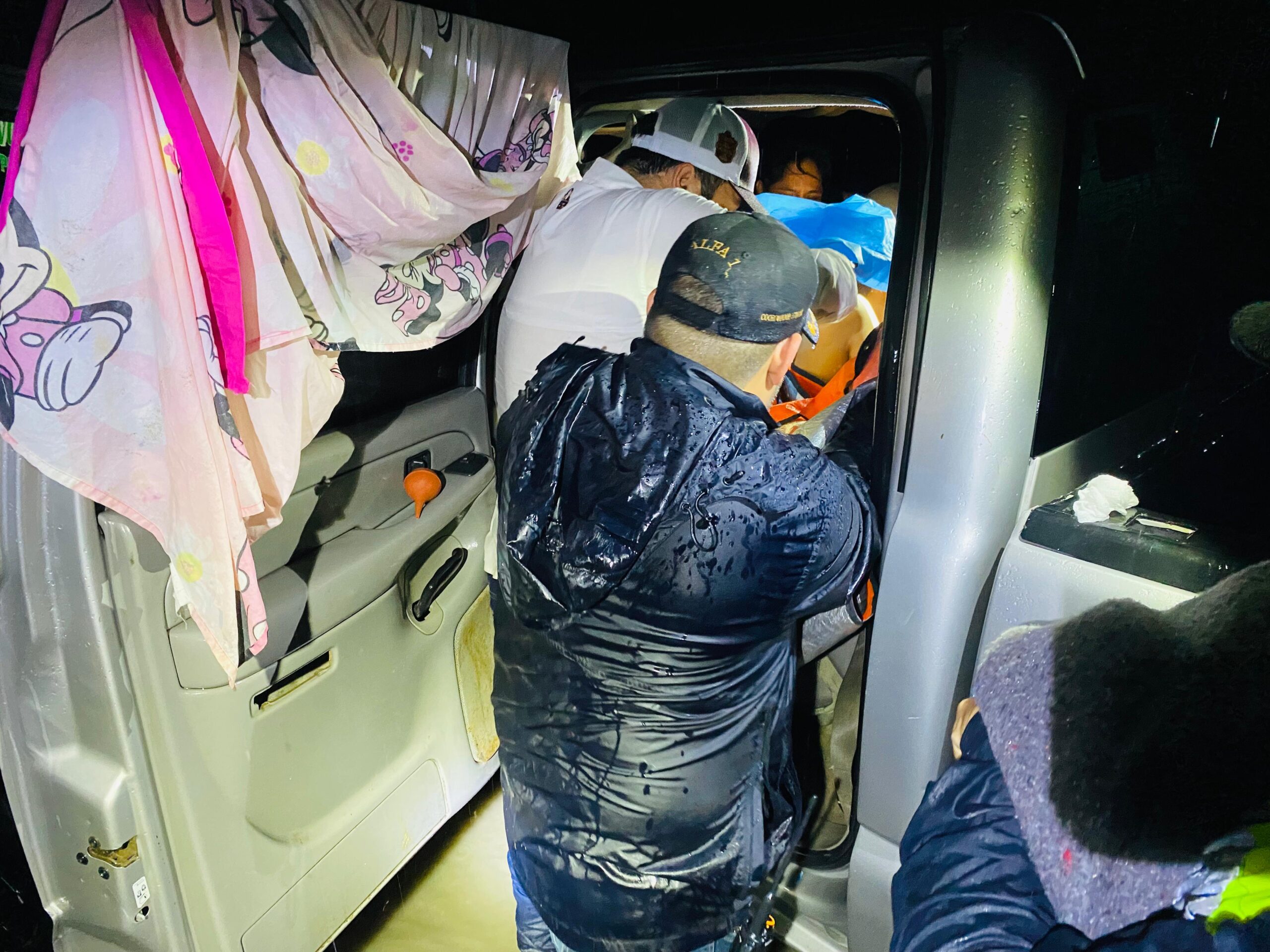 Alcalde de González asiste parto de emergencia durante intensas lluvias