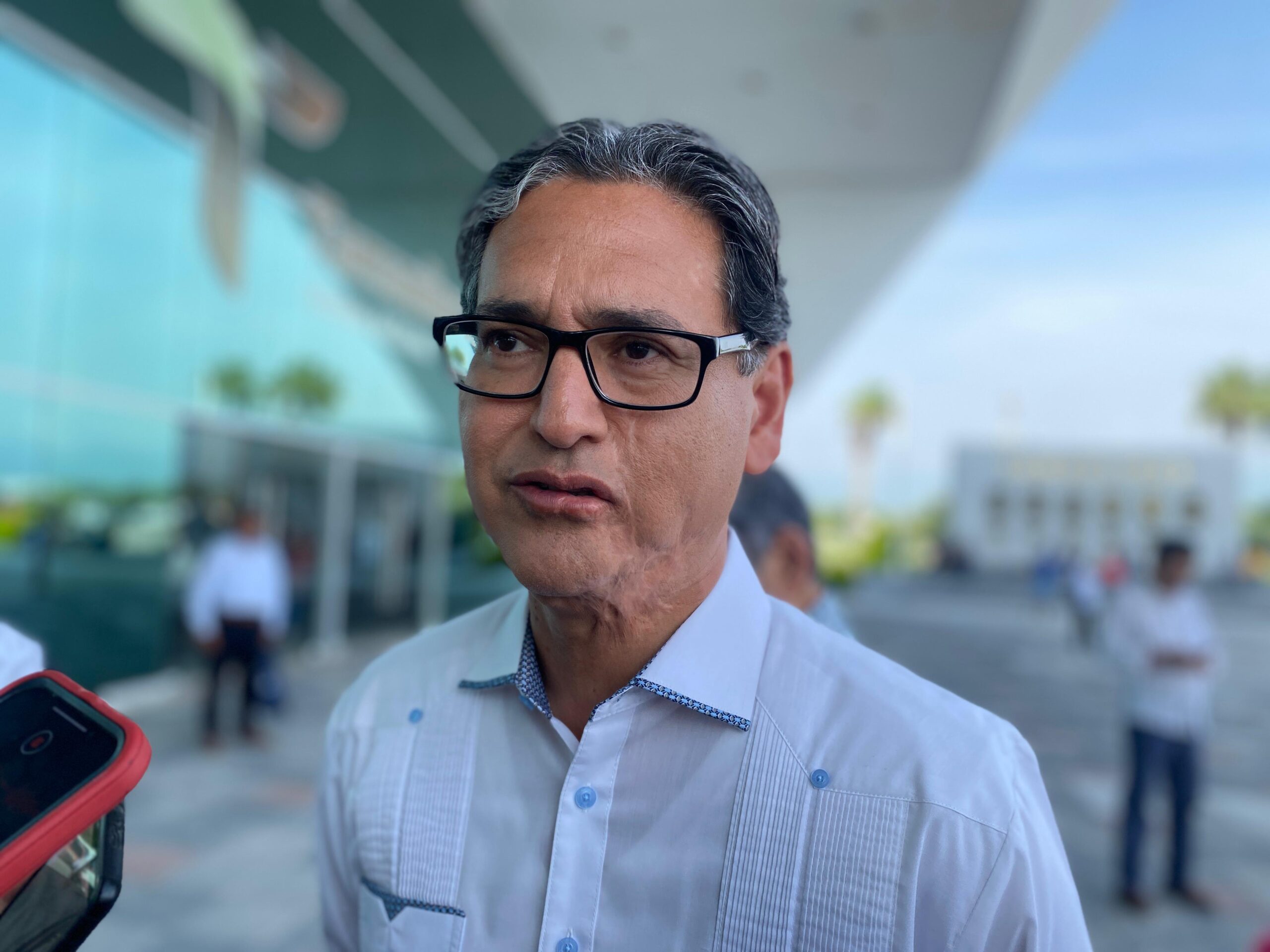 “Cero tolerancia a abusos de tránsito”: advierte alcalde Erasmo González en temporada vacacional