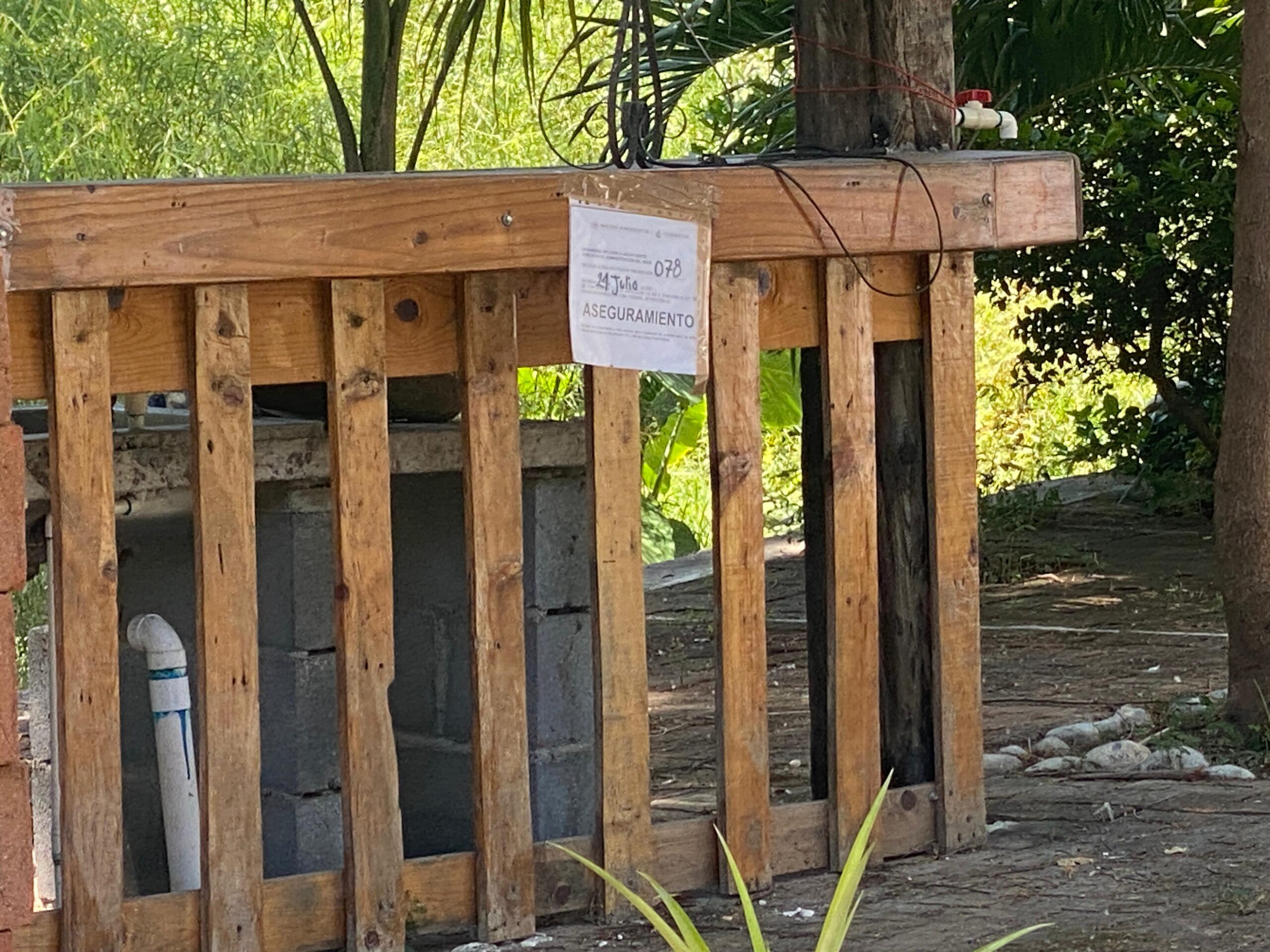 Aseguramiento de viviendas por CONAGUA genera incertidumbre entre vecinos de la ribera del San Marcos