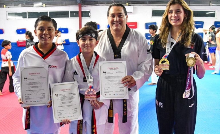 Taekwondoínes victorenses brillan en Abierto de Corea