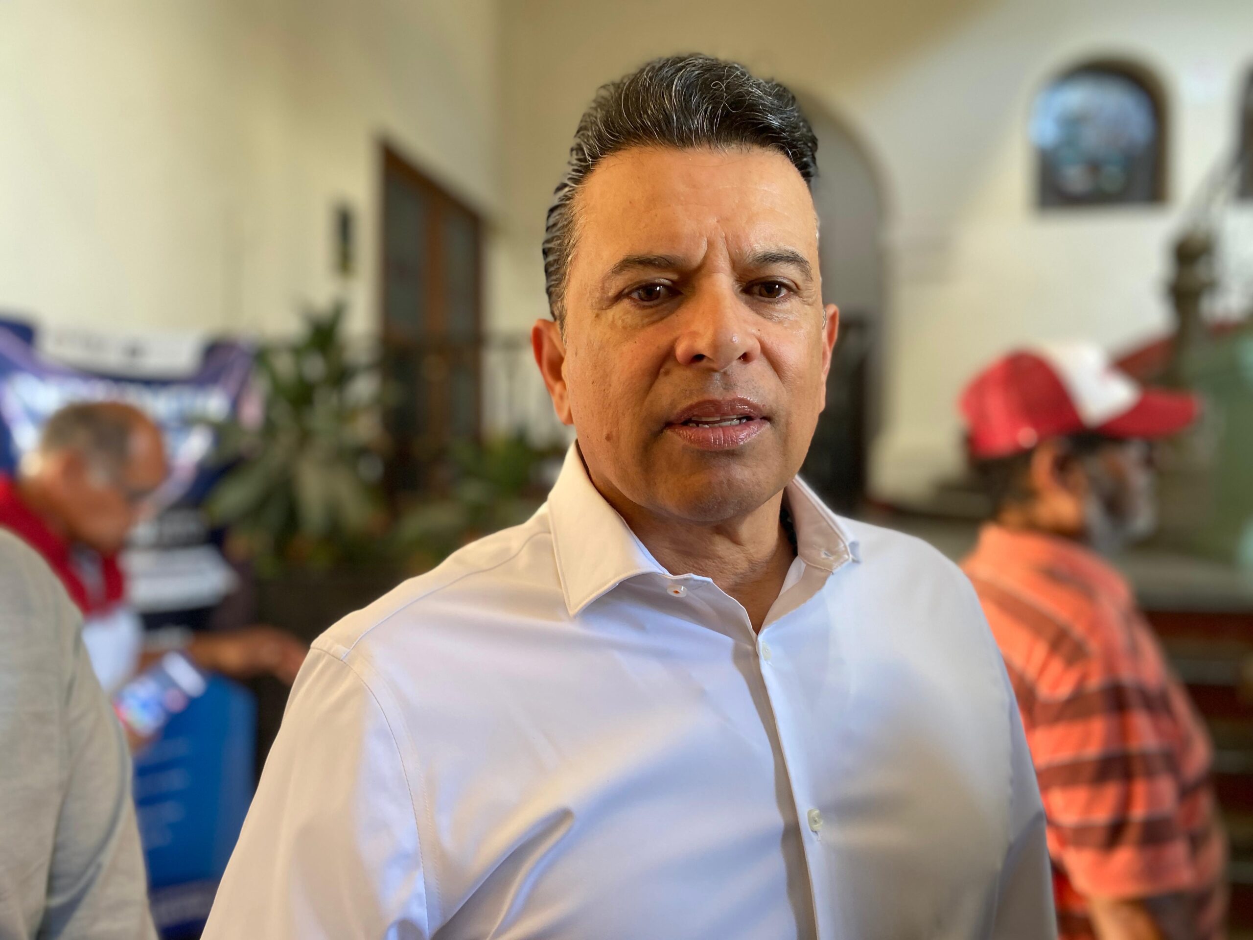 Eduardo Gattás prepara informe de su segundo periodo como alcalde de Victoria