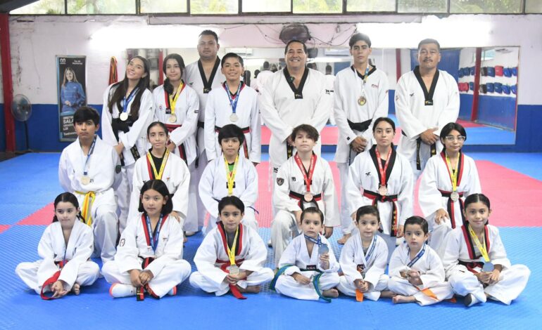 Gimnasio 11 Mina conquista el Estatal de Taekwondo