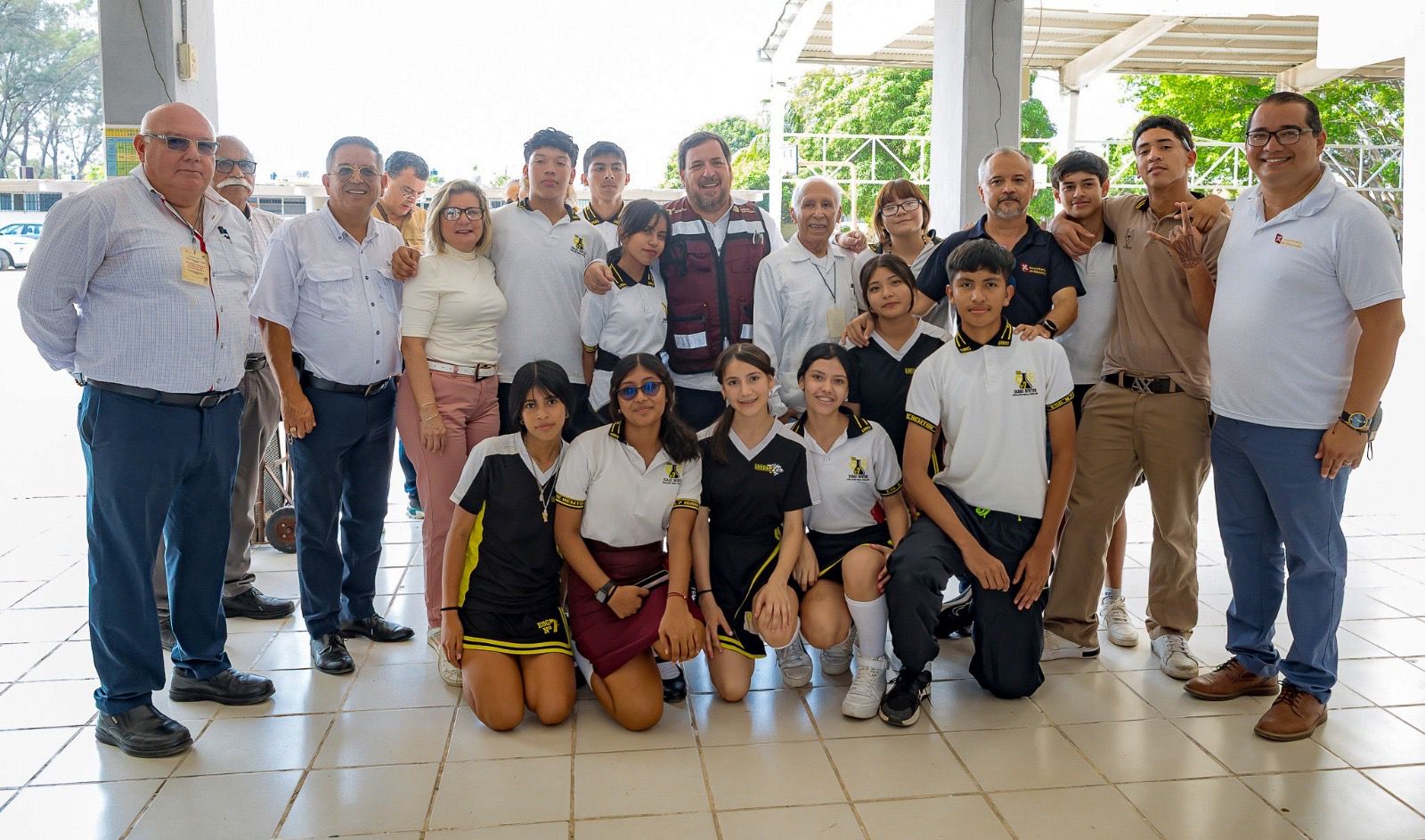 Anuncia SET inversión de más de 19 MDP para la modernización eléctrica de la Secundaria “Isaac Newton” en Madero