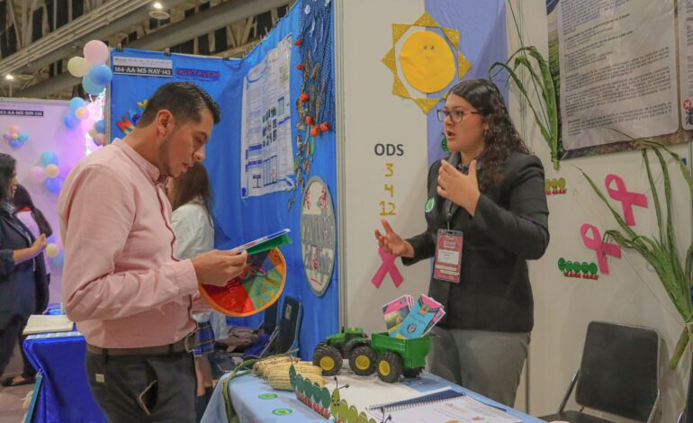 La ciencia es para resolver necesidades del entorno: Secretario de Educación