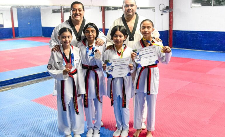 Destacan taekwondoínas del 11 Mina en Grand Slam 2025