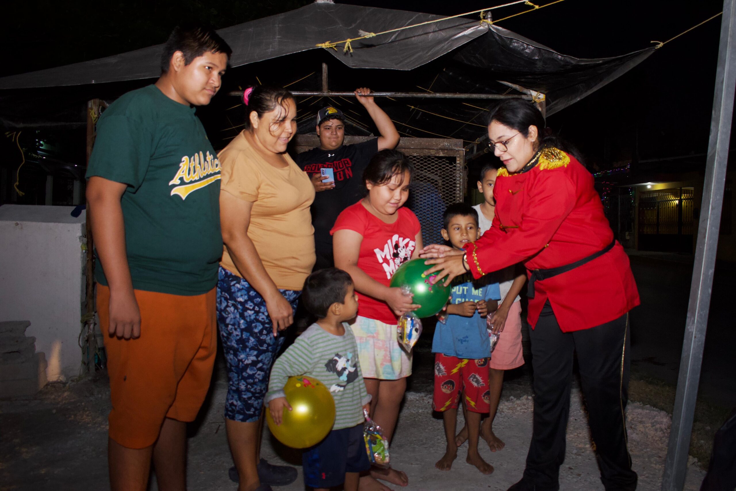 La Lux de la Navidad llega a las y los niños tampiqueños
