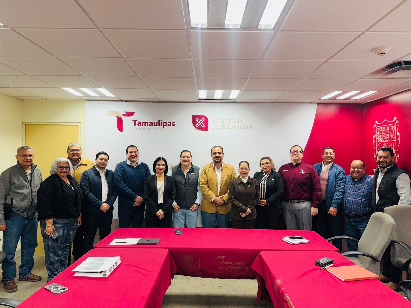 Consolidan SET y SNTE acuerdos para el desarrollo docente en Educación Media Superior