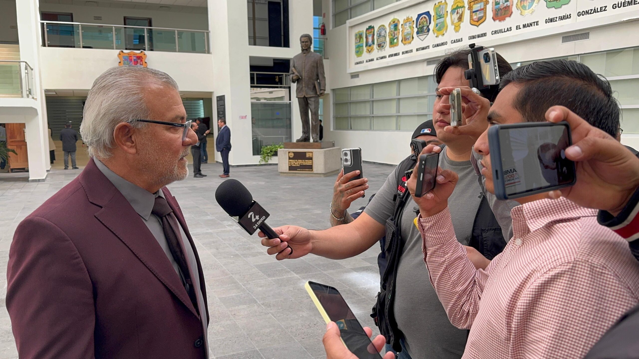 Aclara Obras Públicas imágenes difundidas en redes sobre Bandera Monumental