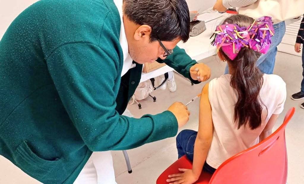 Refuerza IMSS Tamaulipas campaña de vacunación contra el sarampión