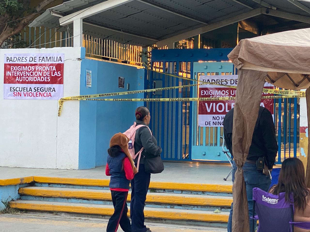 Padres de familia exigen frenar violencia escolar en primaria de la colonia Lázaro Cárdenas