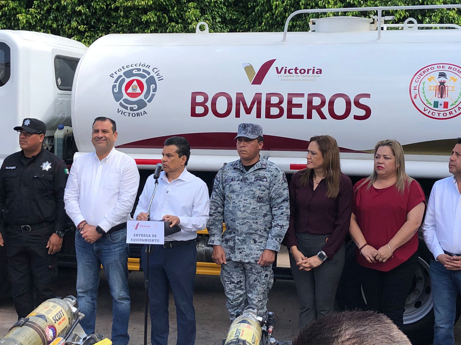 Refuerzan a Bomberos de Victoria con donación de equipo especializado