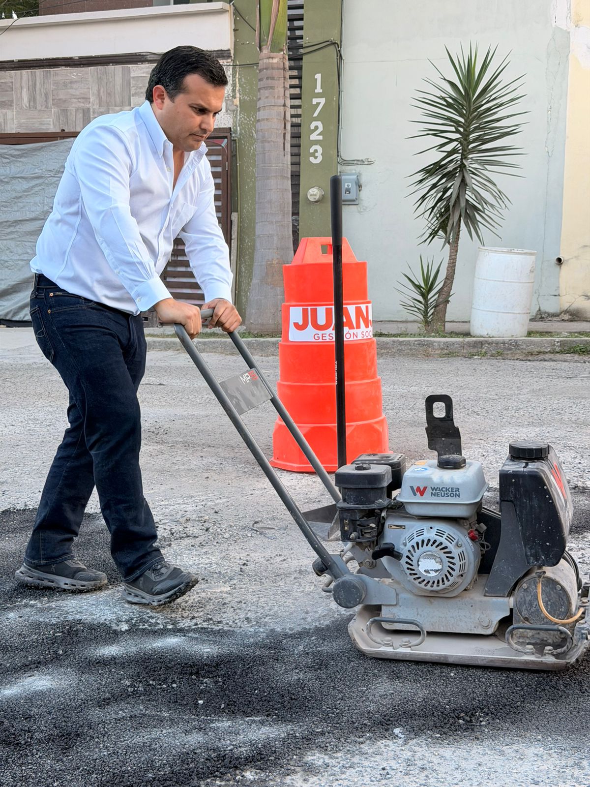 Juanjo Salazar exige solución de fondo a la crisis de baches en Ciudad Victoria