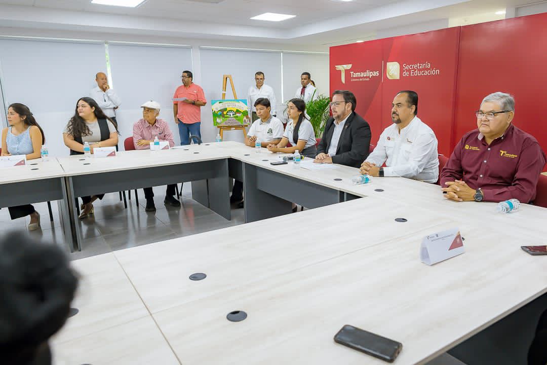 Impulsan talento e identidad entre jóvenes con Concurso Nacional de Pintura de Telebachillerato Comunitario
