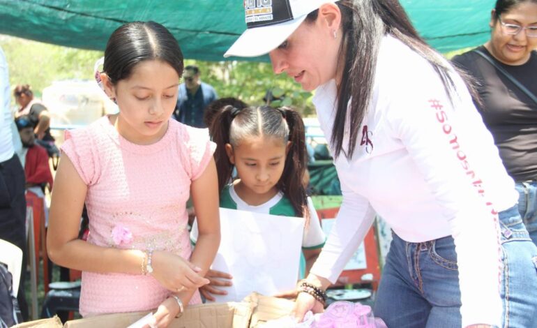 Todo un éxito la brigada impulsada por Astrid Sontoya y Avanzada Tamaulipeca en El Triunfo 2