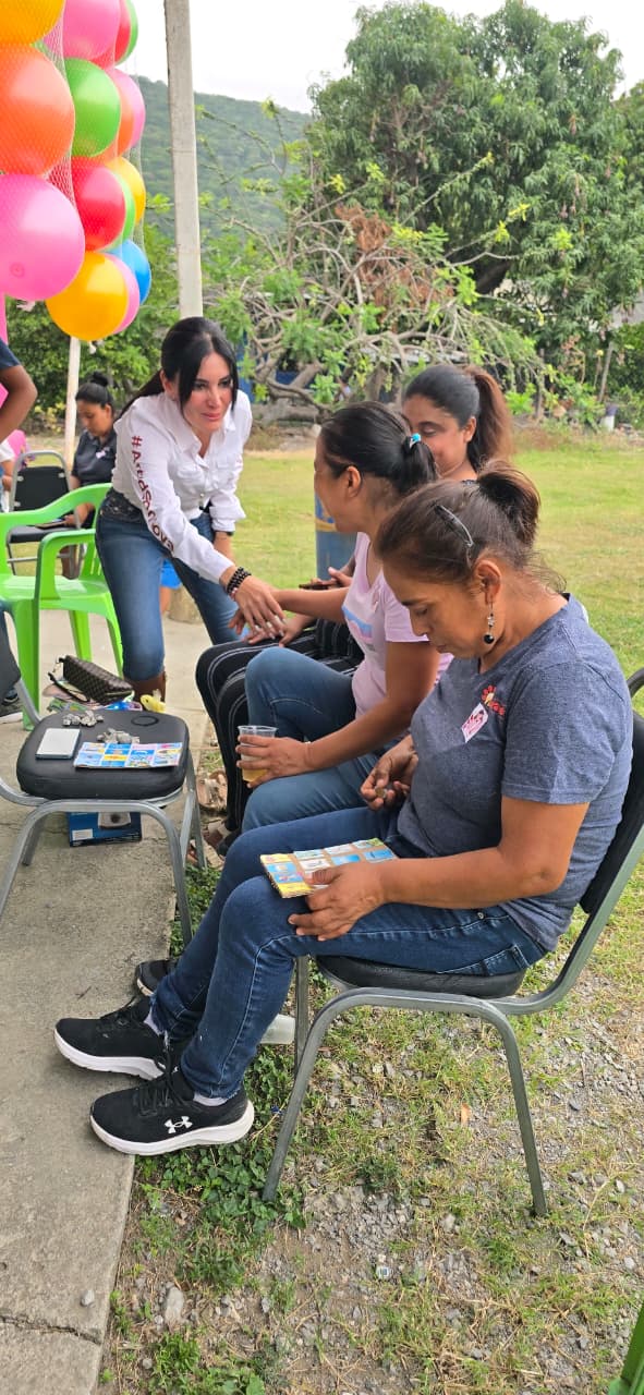 Gran Fiesta en El Abra Reúne a Familias en una Tarde de Alegría y Diversión
