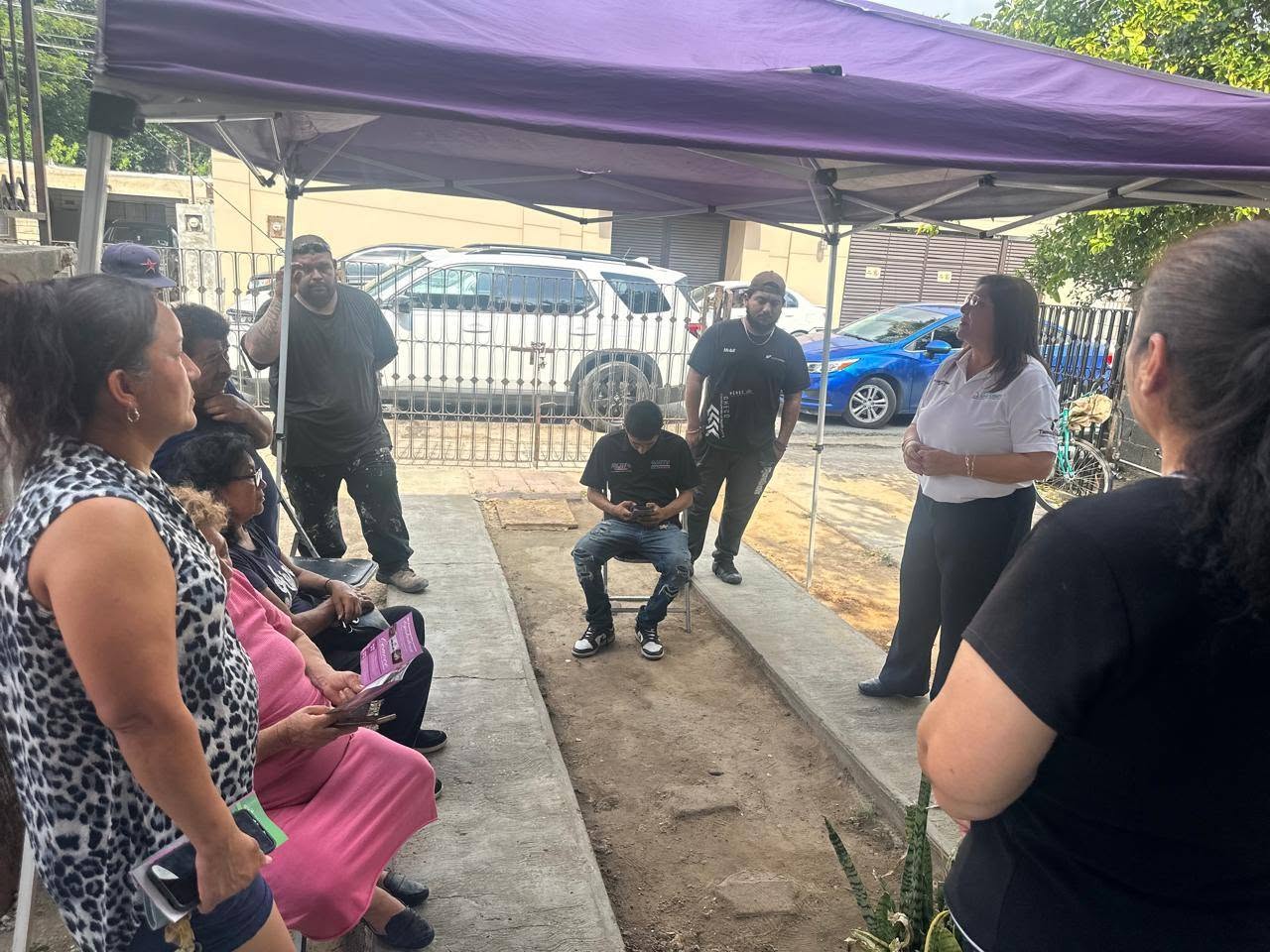 Vecinos de la colonia Guerrero refrendan su confianza a la diputada Ana Laura Huerta