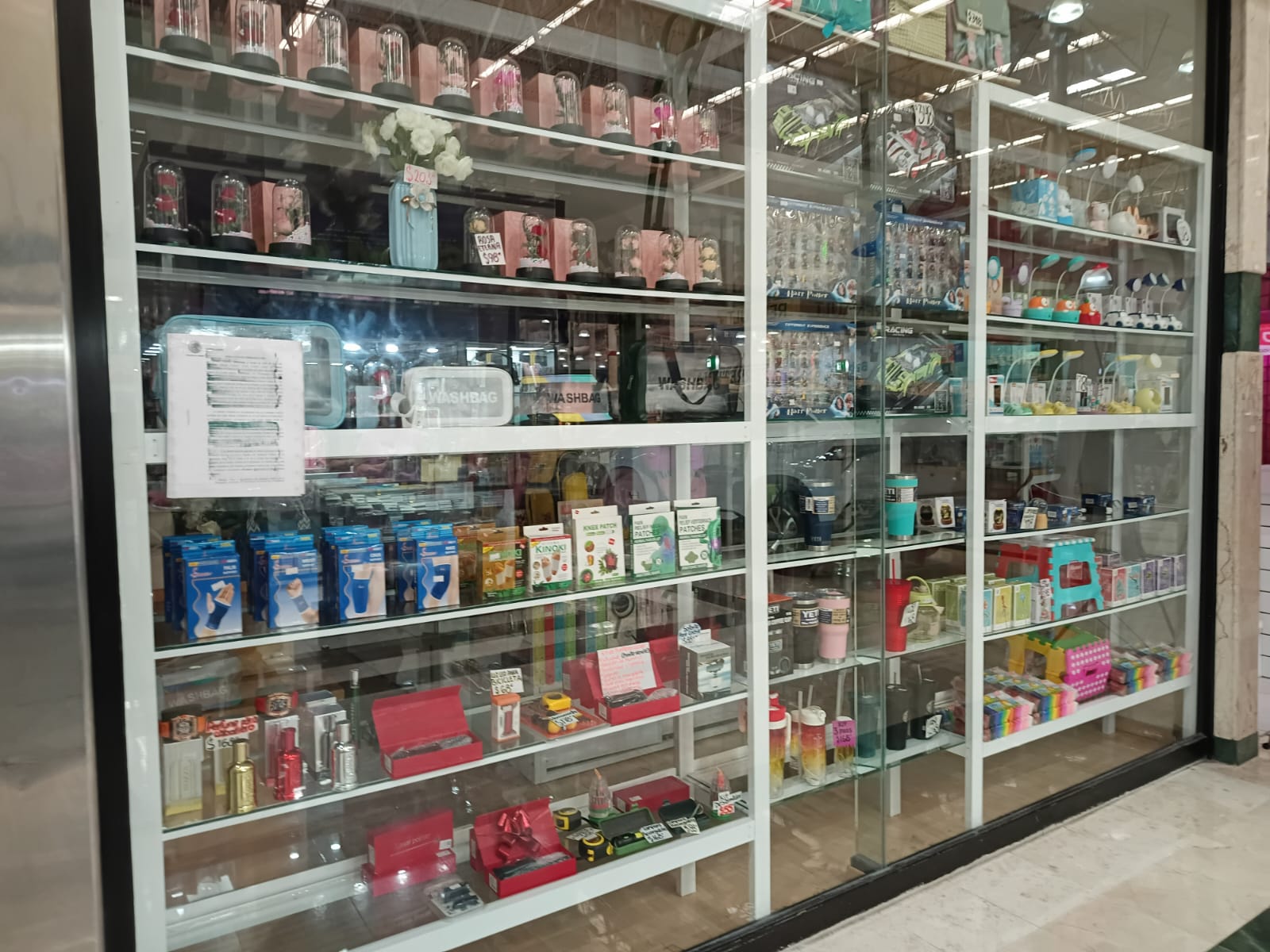 Operativo federal en Ciudad Victoria deja dos locales asegurados en Plaza Campestre